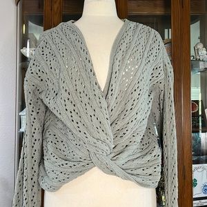 SUPER SOFT OLIVE GREEN SWEATER!